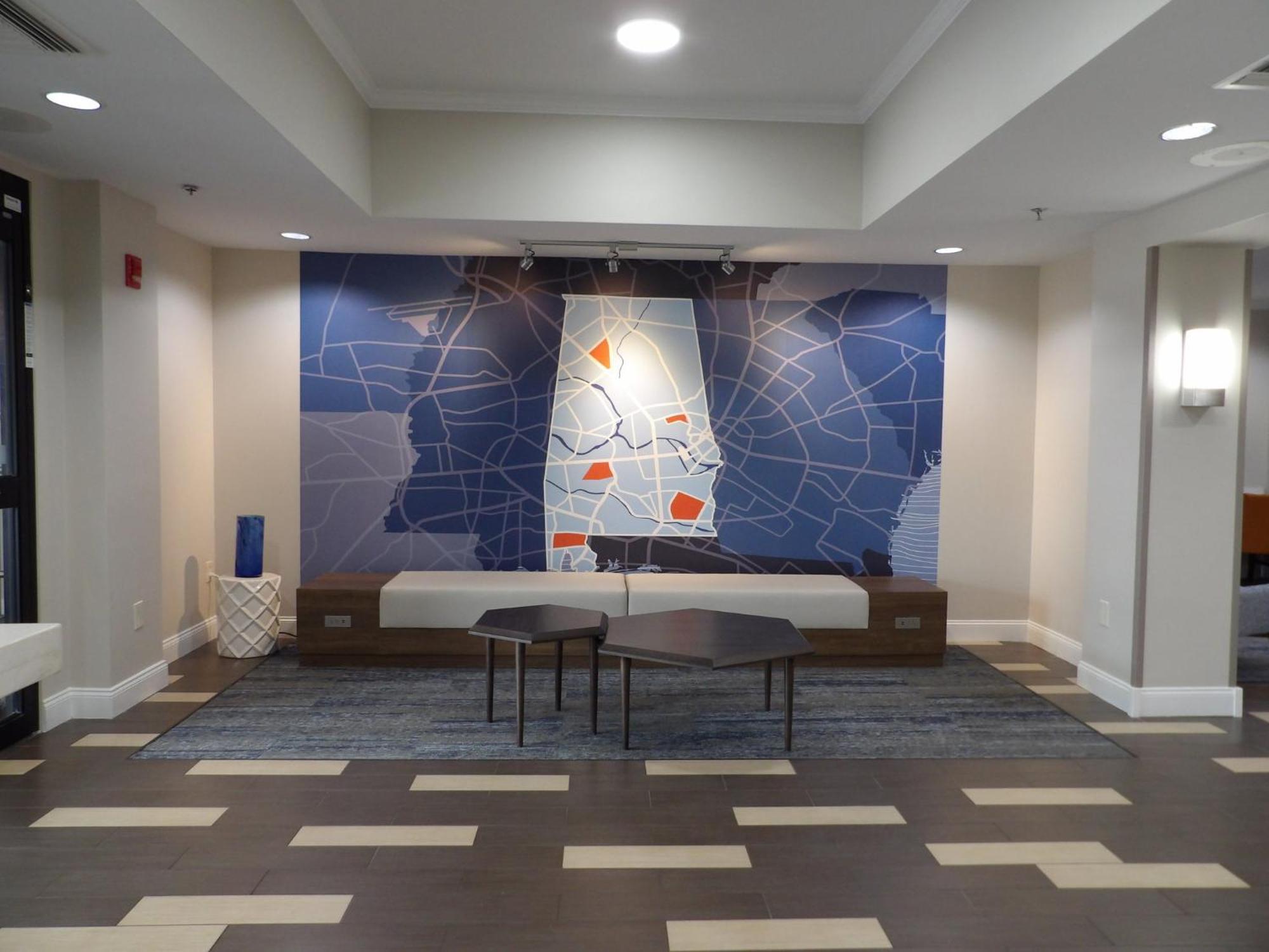 Holiday Inn Express & Suites - Huntsville Airport By Ihg Мадисън Екстериор снимка
